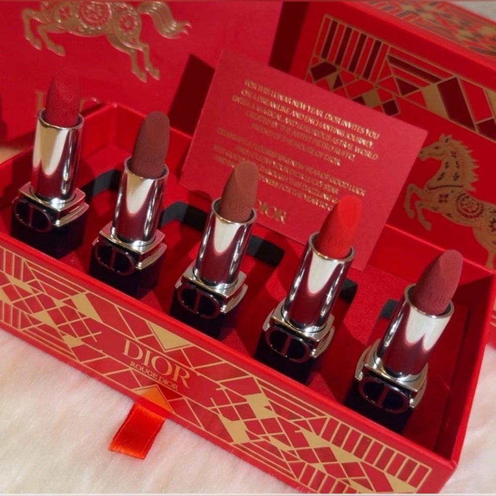 Dior✨❤️💛 Luxurious Year of the Horse Red and Gold Lipstick Collection - Picture 2 of 4